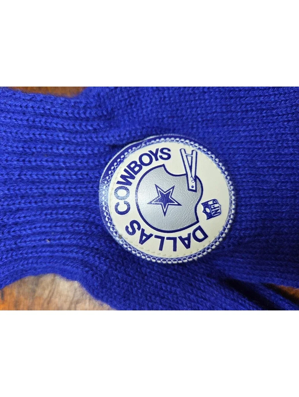 Dallas Cowboys Vintage Official Licensed Knit Beanie and Gloves Set